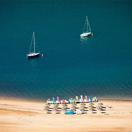 Camping Valdearenas Iznájar Eksteriør bilde