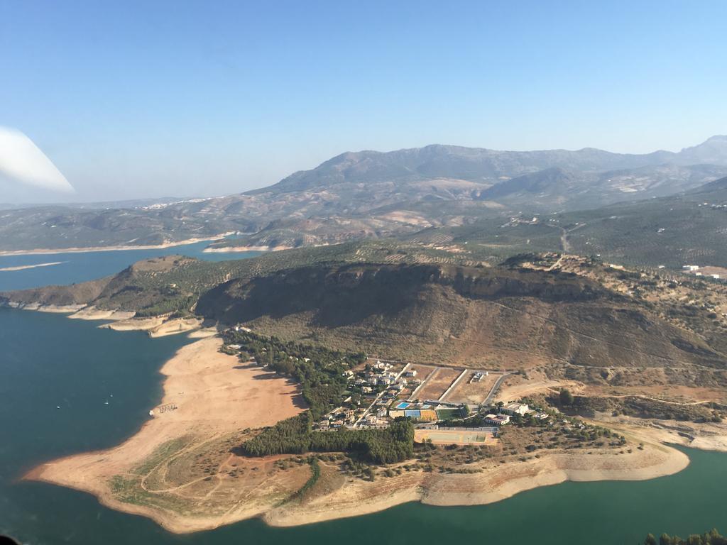 Camping Valdearenas Iznájar Eksteriør bilde