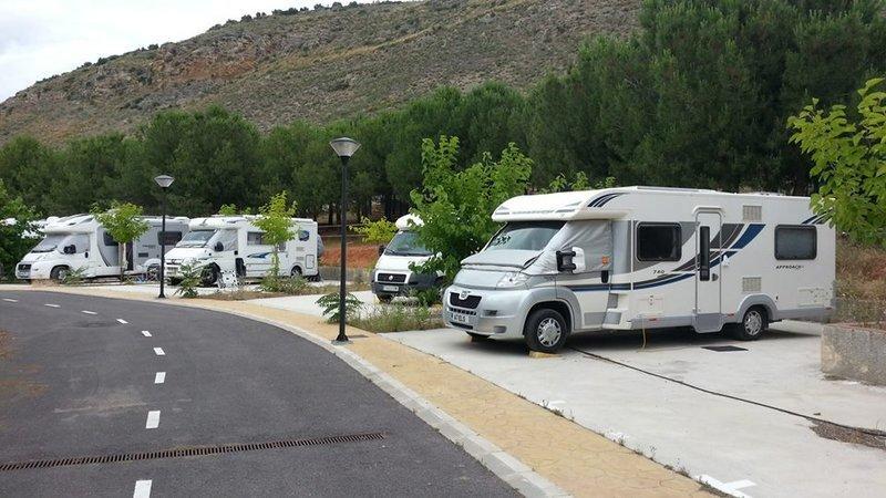 Camping Valdearenas Iznájar Eksteriør bilde