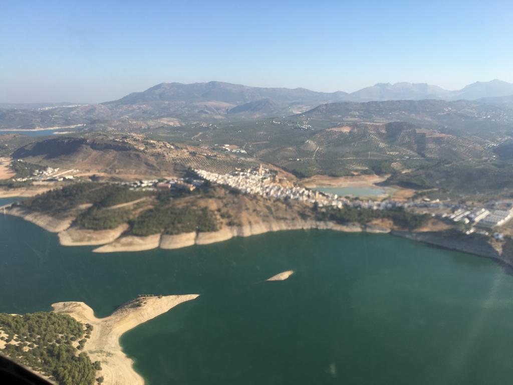 Camping Valdearenas Iznájar Eksteriør bilde