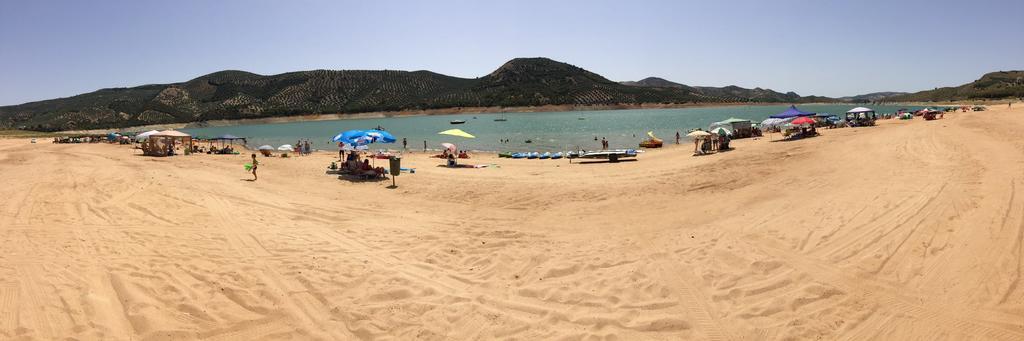 Camping Valdearenas Iznájar Eksteriør bilde