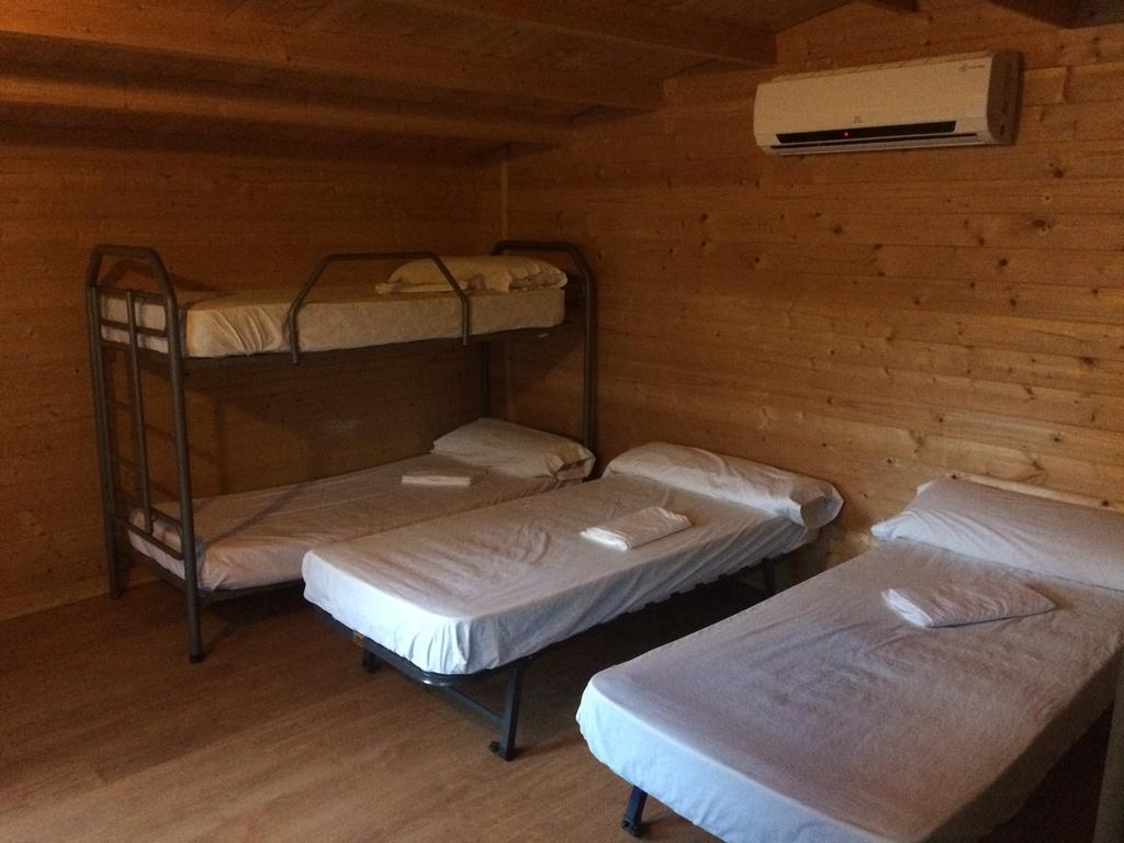 Camping Valdearenas Iznájar Eksteriør bilde