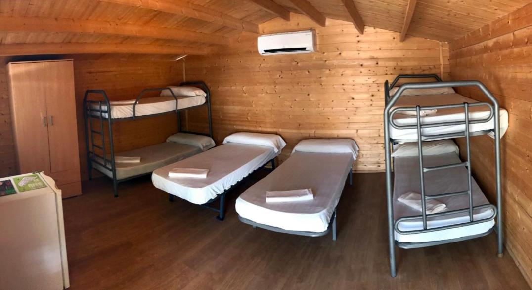 Camping Valdearenas Iznájar Eksteriør bilde