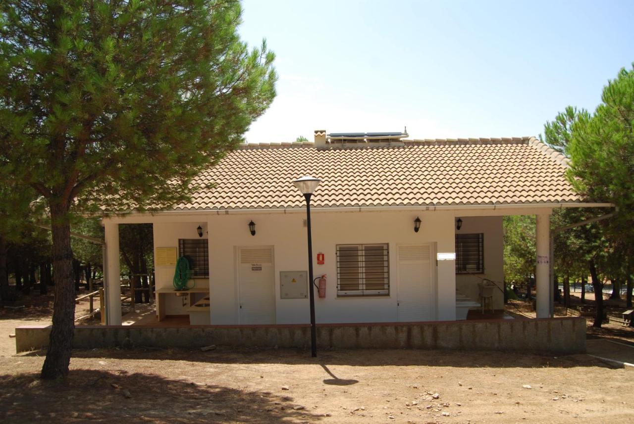 Camping Valdearenas Iznájar Eksteriør bilde